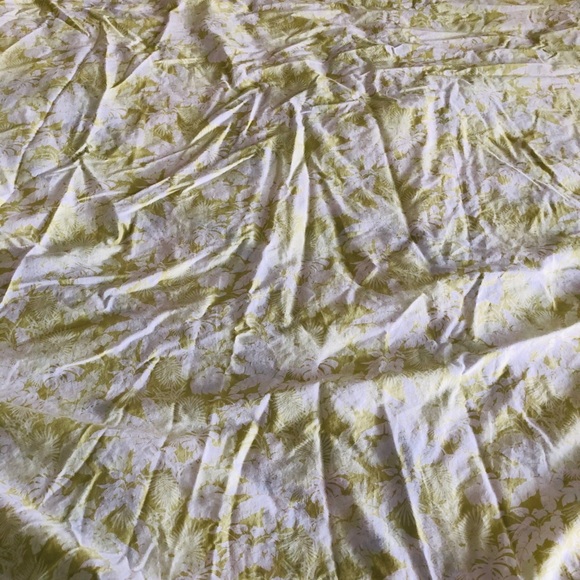 Queen size bedding 4 pieces with Lily flower - Picture 4 of 5